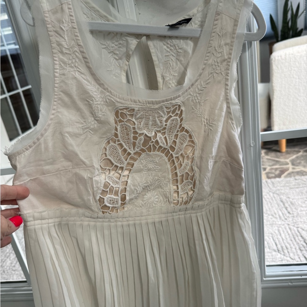 American Eagle Outfitters Cream Blouse